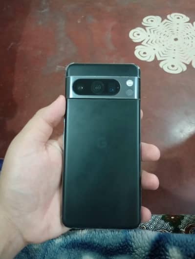 Google Pixel 8 Pro