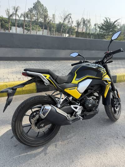 Super Star SS-200