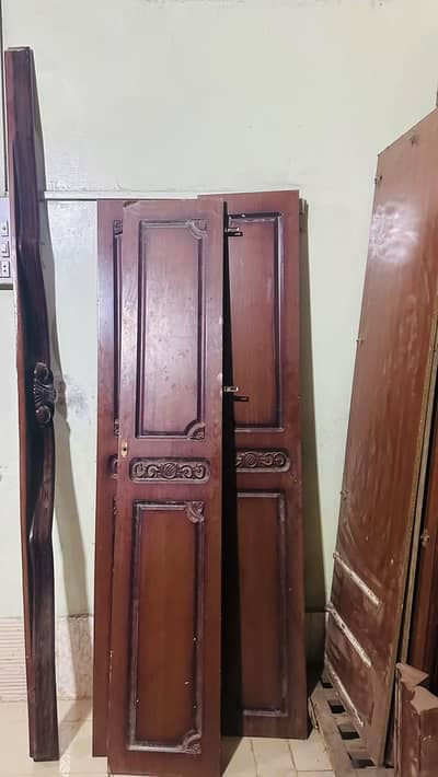 shesham almari 4 door pure wood