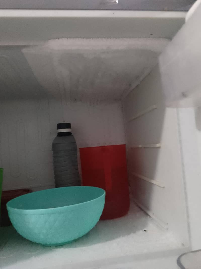 Dawlance fridge 4