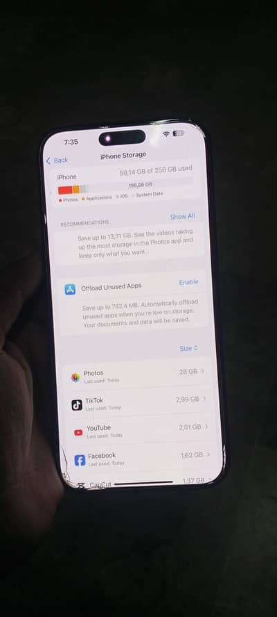 Apple iPhone 16 Pro Max
