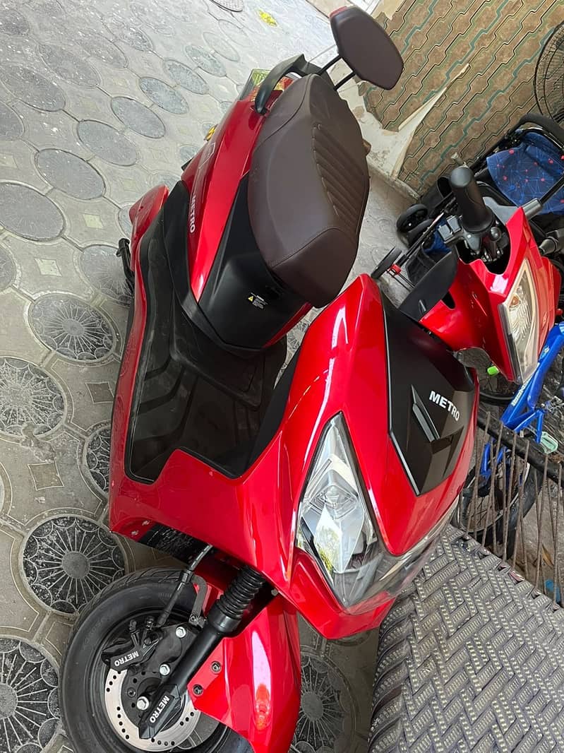 Metro scooty 0