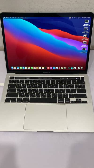 MacBook Pro, 13-inches, 2020 (Urgent Sale)