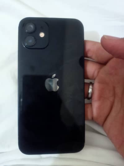 Apple iPhone 12