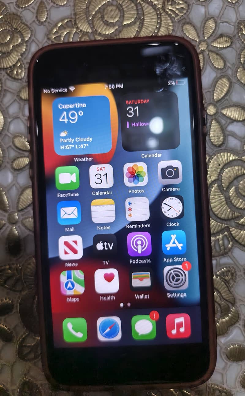 Apple iPhone 7 0