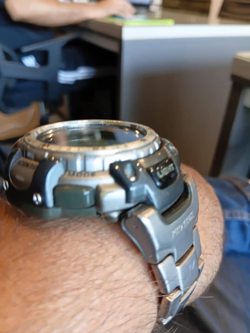 casio protrek titanium trippel censor 1