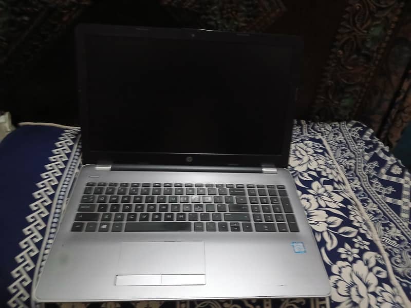HP intel core i5 7th generation 1