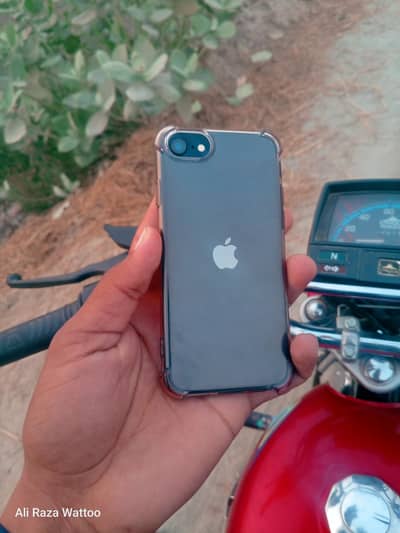 Apple iPhone SE 3