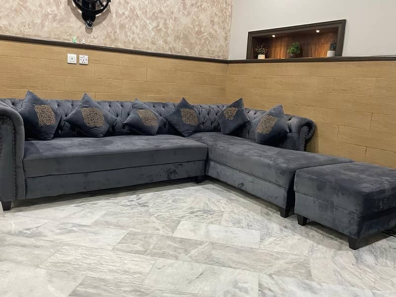 Grey sofa set 0