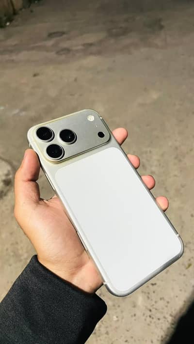 iPhone 17 Pro Max 256GB With Box and Cable