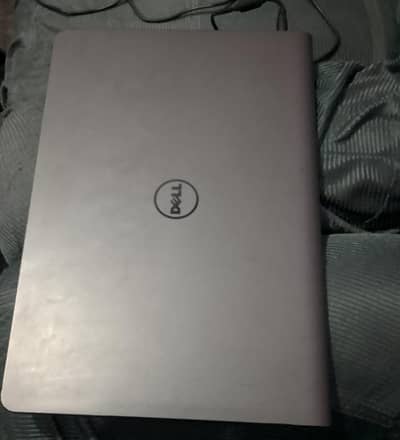 Dell Laptop sell Rs. 25,000