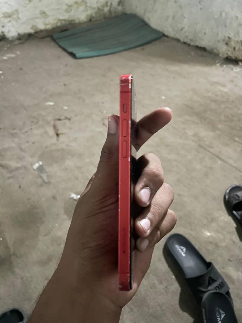 Apple iPhone 12 0