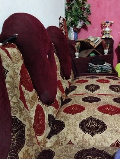7Seater Sofas with Glass Table