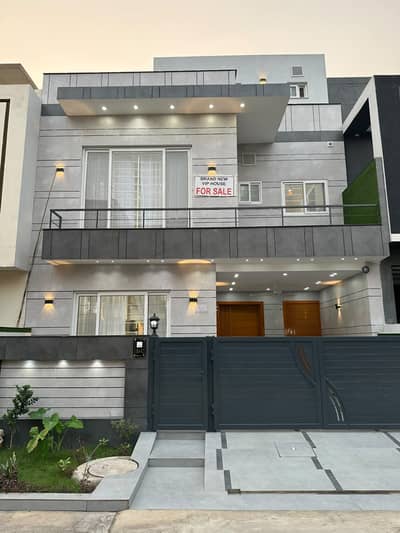 5 Marla Ultra Modern Luxury House for Sale in C Block, Al Kabir Town Phase 2, Lahore