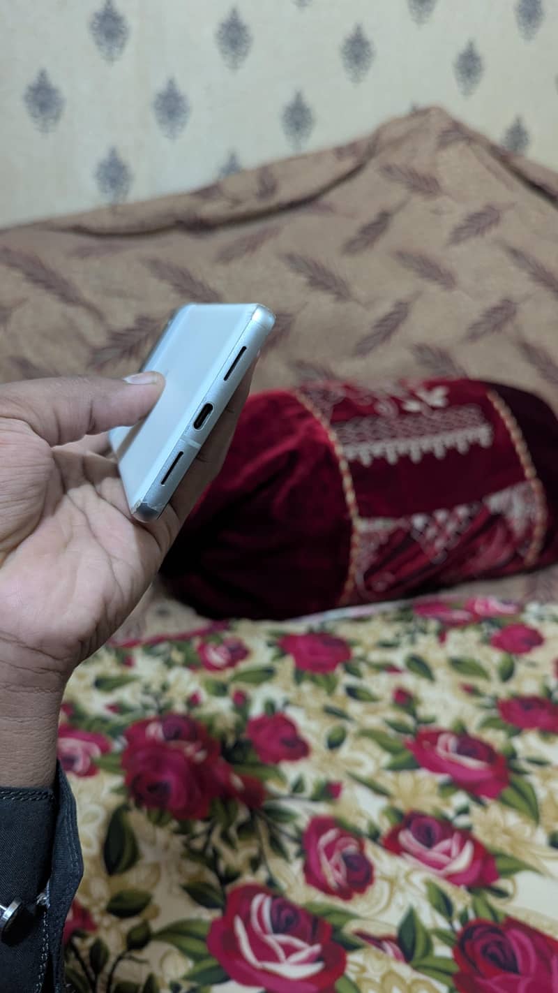 Google Pixel 7 6