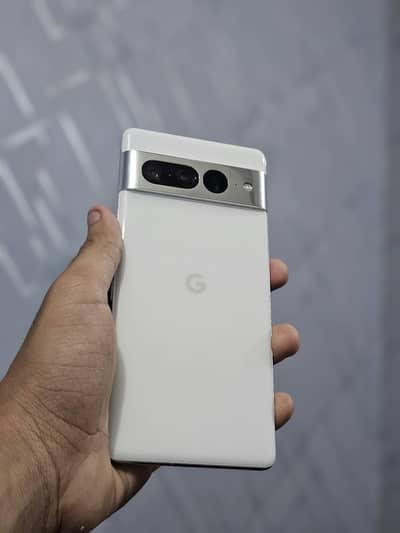 Google Pixel 7 Pro Dual Approved 10/10 Condition scratch,less Phone