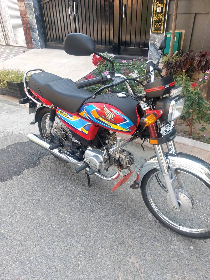 Honda CD70 0