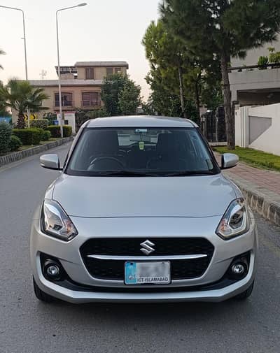 Suzuki Swift GLX CVT 2024 (03345233735)
