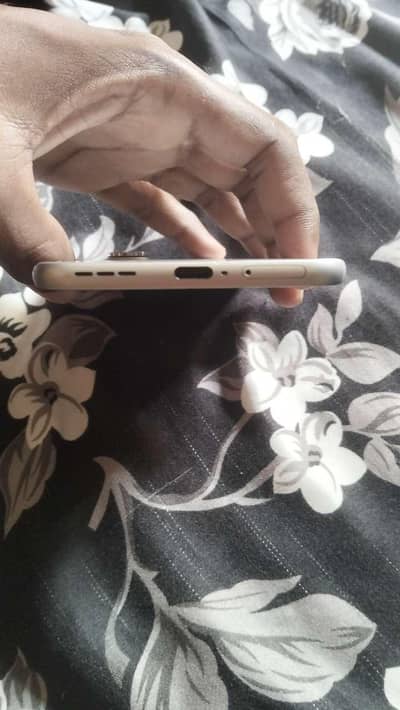 Infinix hot 60 pro Plus 256