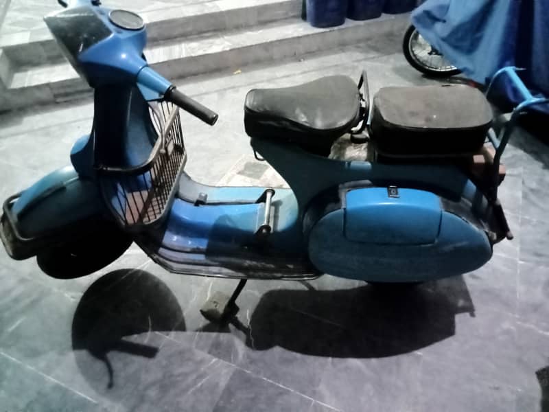 Vespa 1981 model 3