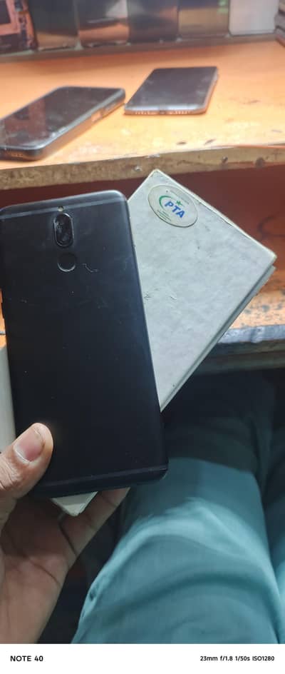 Huawei Mate 10 Lite
