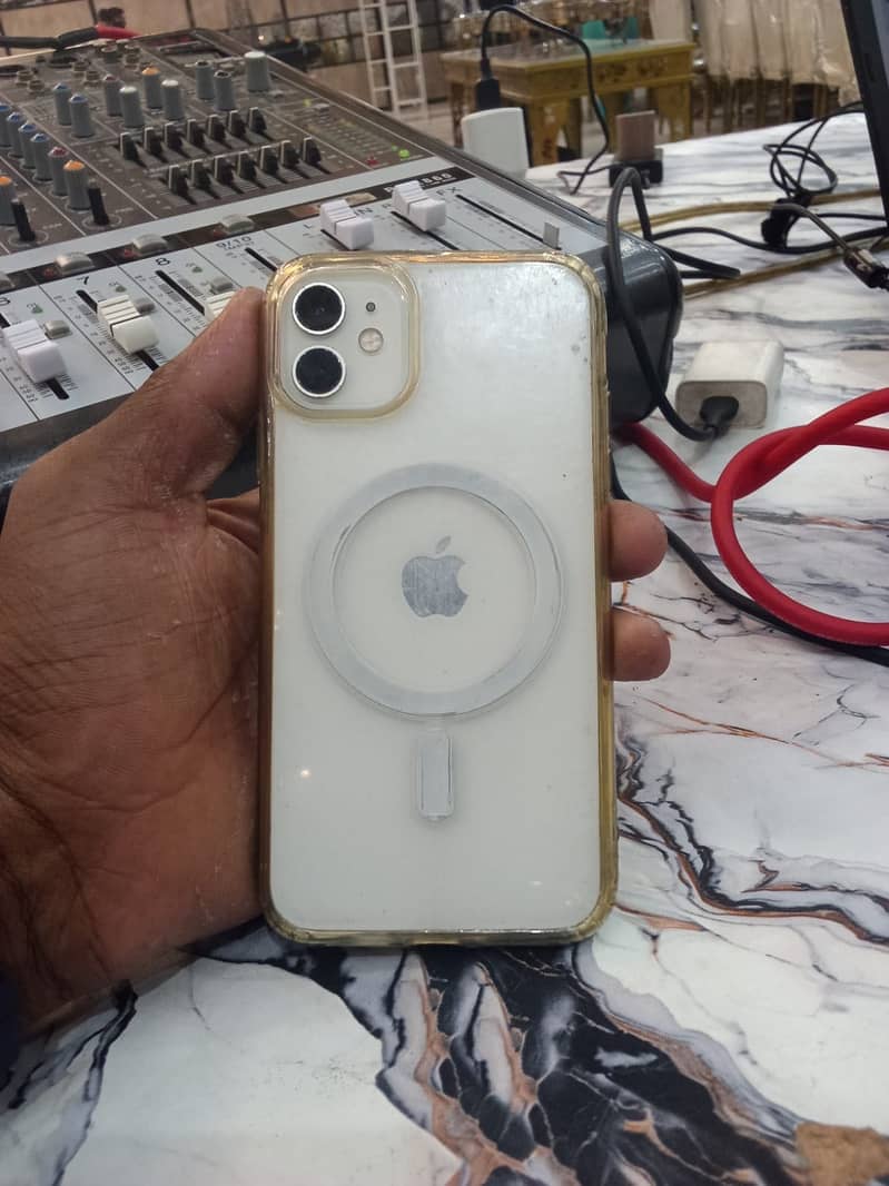 Apple iPhone 11 1