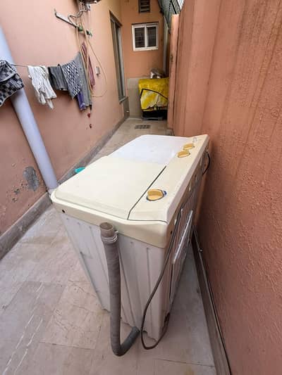 Haier washing and drying machine
