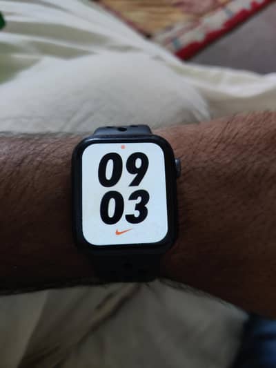 apple watch series 6 Nike addition
