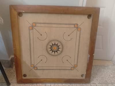 Wooden Carrom Board – Good Condition | Classic Design