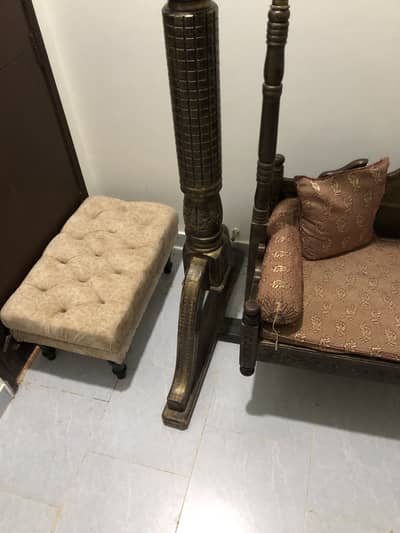 Royal wooden swing