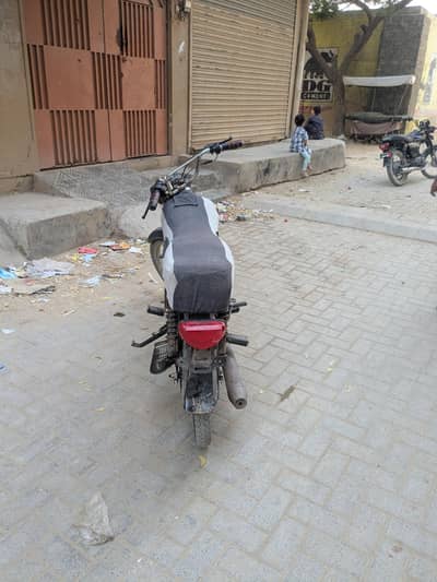2014 model head engine dono new bnya ha chalna ma bilkul ok ha