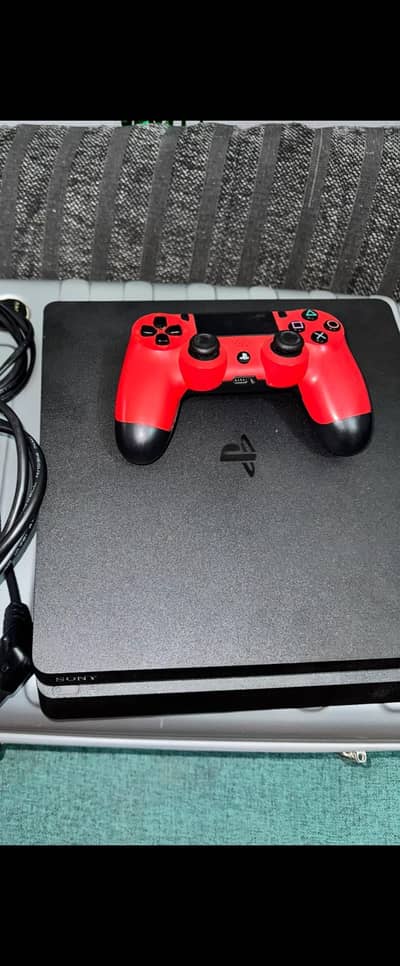 PS4 slim 1TB