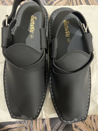 Brand New Servis Men's Peshawari Chappal / Kaptaan Chappal - Size 8