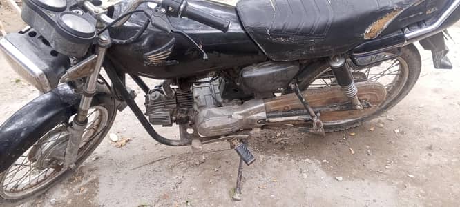 CD 100 prider bike urgent sale