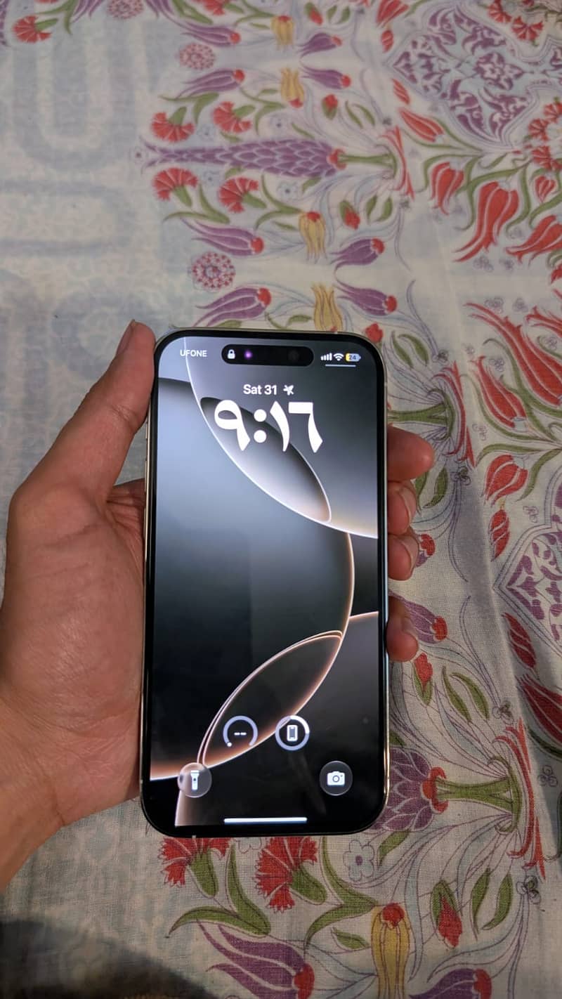 Apple iPhone 14 Pro 0
