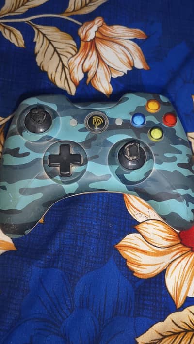 ONE PC WIRELESS CONTROLLER AND PS4 BLACK ORIGINAL CONTROLLER