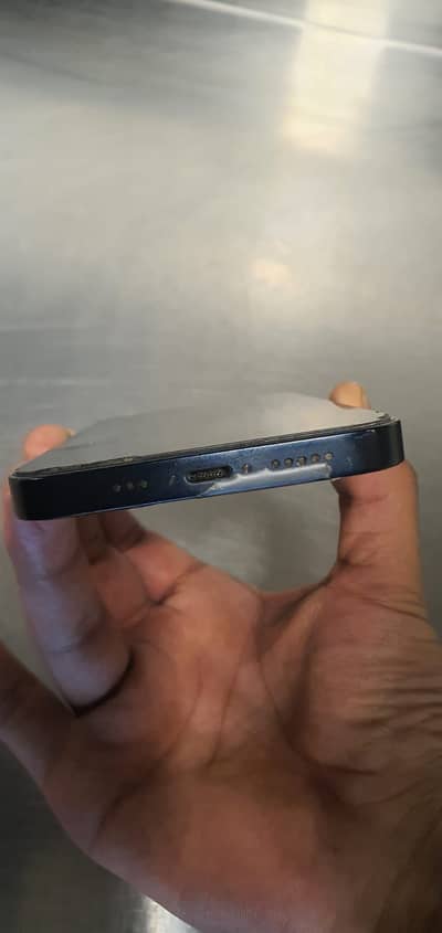 Apple iPhone 14