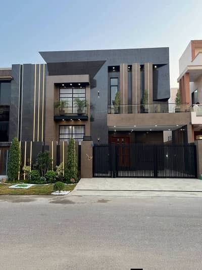 10 Marla House For Sale In DHA Phase 7 Very Hot Location