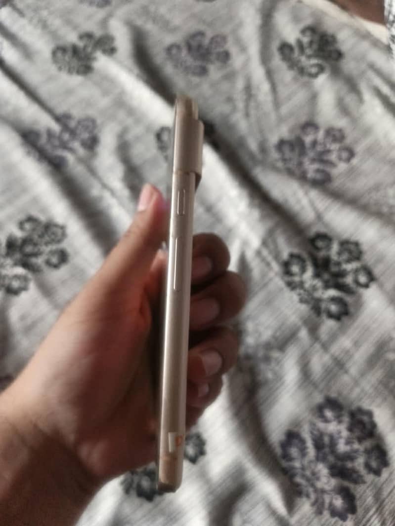 Google Pixel 8 0