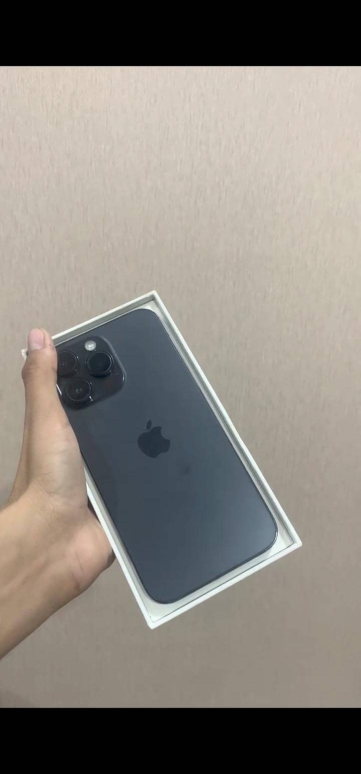 Apple iPhone 14 Pro Max 0