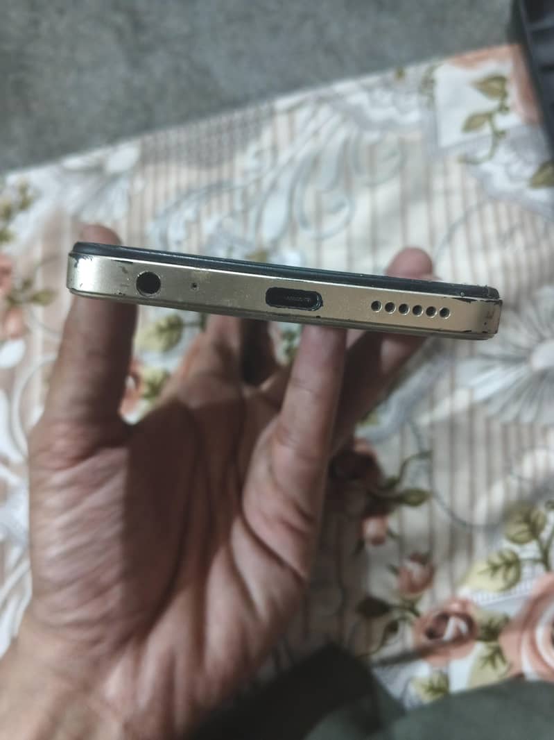 Tecno Spark 20C 6