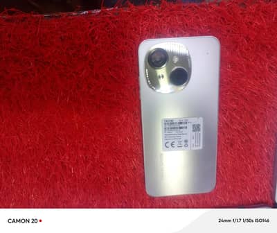 Tecno Spark Go 4+64 box + charger
