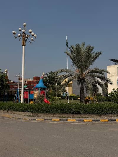 A Palatial Residence For sale In Al-Kabir Town Phase 2 - Abu Bakar Block Lahore