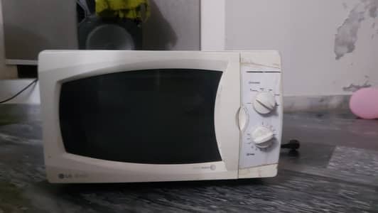 LG MICROWAVE OVEN