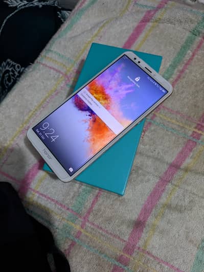 Honor 7C
