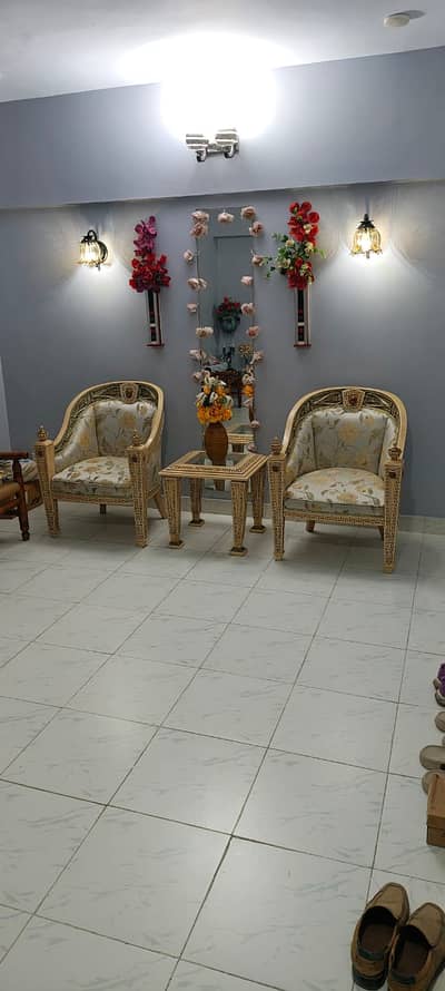 1100 Square Feet Flat In Cantt View Tower Is Available For sale