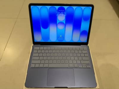 MacBook Neo (8GB RAM / 125GB SSD)