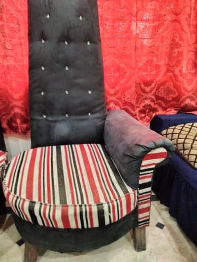 Drawing room chairs / pair of chairs / High back chairs