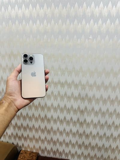 Apple iPhone 15 Pro Max