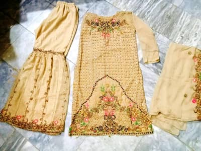 Bridel formel heavy embroidered new suit